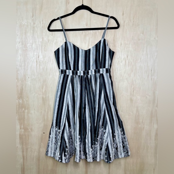 PLENTY by TRACY REESE EMBROIDERED STRIPE FLARE DRESS SZ 0 - Picture 2 of 10